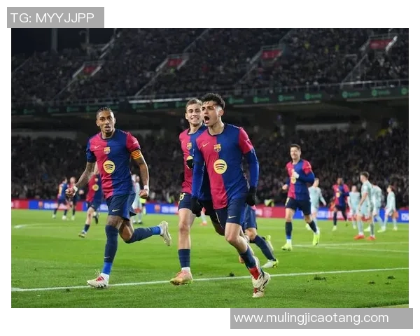 曼联与巴萨精彩对决录像回放全程回顾与精彩瞬间分析 曼联与巴萨精彩对决录像回放全程回顾与精彩瞬间分析